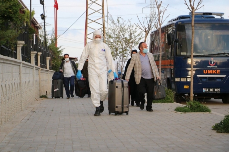 Suudi Arabistan’dan Gelen 182 Türk Vatandaşı Afyonkarahisar’da Karantinaya Alındı