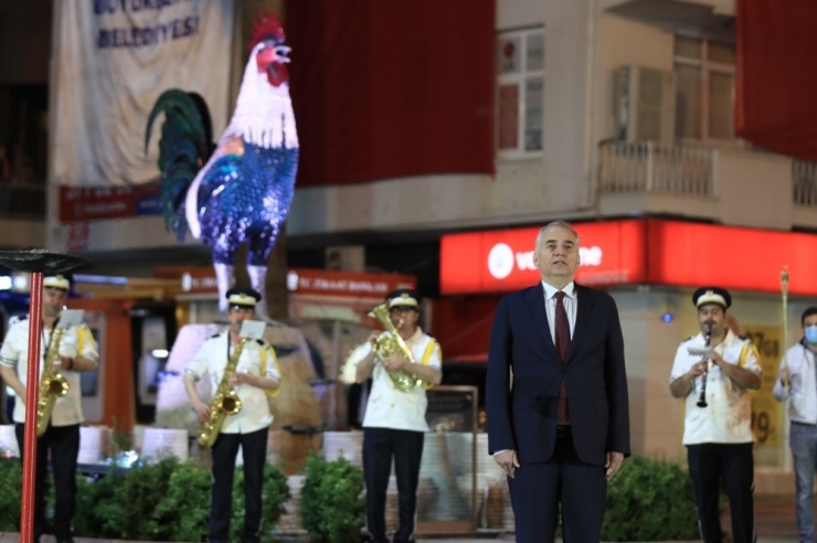 Denizli Tek Yürek Oldu, İstiklal Marşı’nı Söyledi