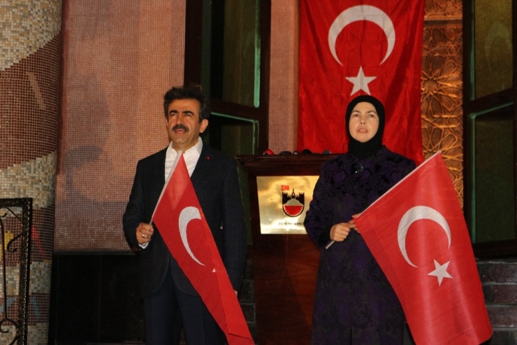 Vali Güzeloğlu’ndan 23 Nisan Mesajı