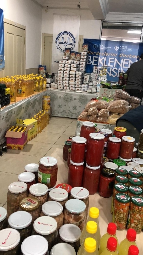 Düzce’de Hayır Çarşısı Oluşturuluyor