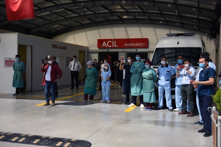 Bando Mahallelerde 23 Nisan Konseri Verdi