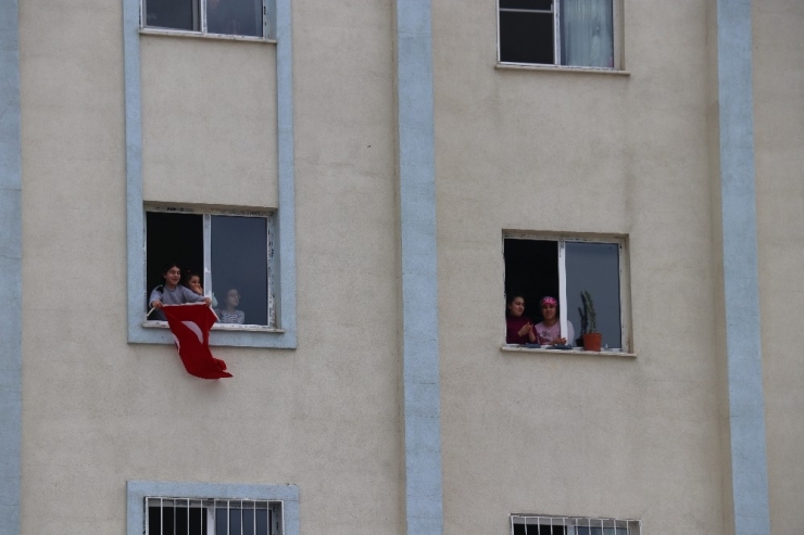 Şahinbey Belediyesinden Kortejli 23 Nisan Kutlaması