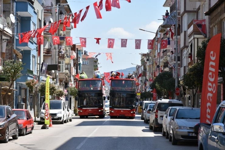 Gemlik’te 23 Nisan Coşkusu