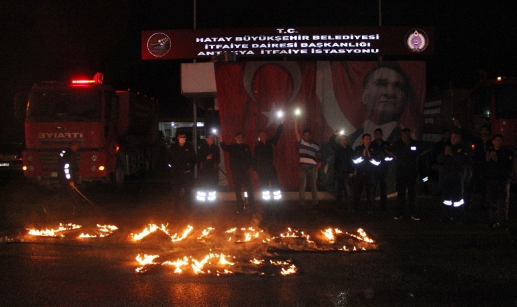 İtfaiyecilerden 23 Nisan Kutlaması