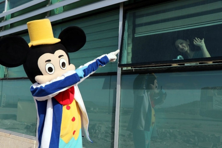 Nevşehir’de Karantinadaki İşçilere Moral Konseri