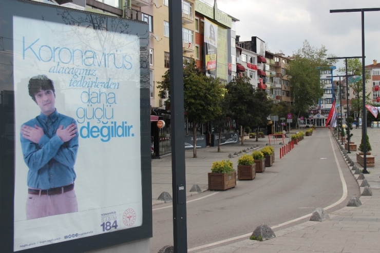 Kocaeli’de Sokaklar 23 Nisan’da Boş Kaldı