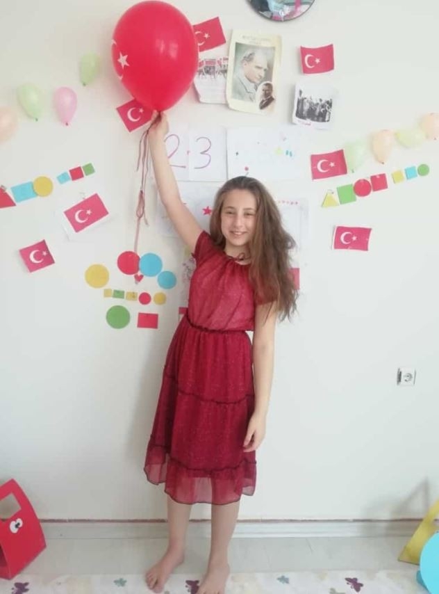 Mazıdağı’nda Çocuklar 23 Nisanı Evlerinde Kutladı