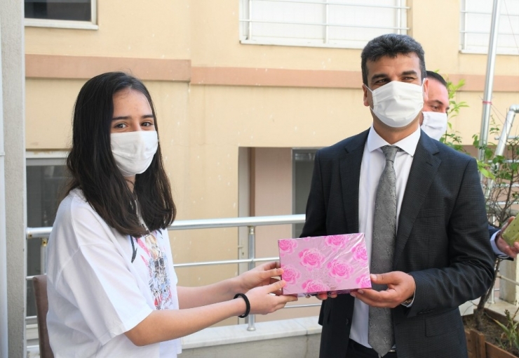 23 Nisan’da Doğan Öğrencilere Sürpriz