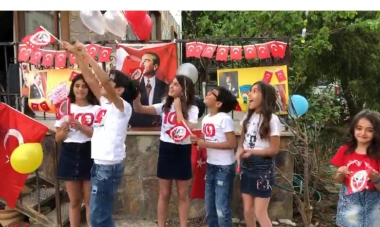 Kuzenler Ve Arkadaşlarından 23 Nisan Şarkısı