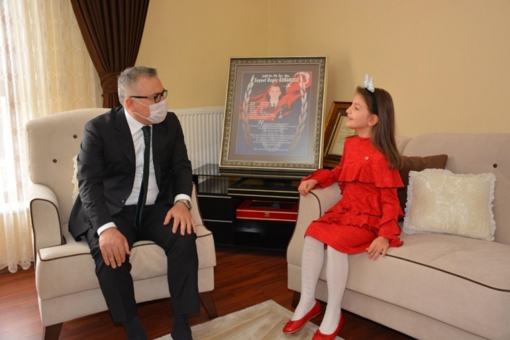 Niğde Valisi Şimşek, Çocukların Bayramını Kutladı