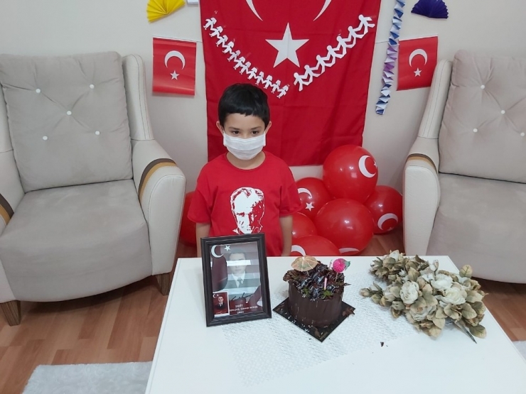 Vali Yavuz’dan Çocuklara 23 Nisan Sürprizi