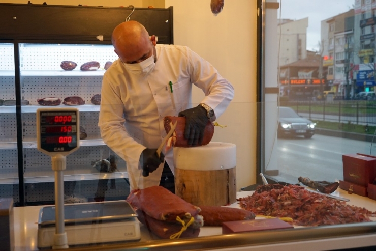 Kastamonu Pastırmasına Korona Virüs Freni