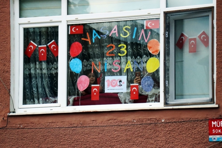 Sakarya’da Coşkulu 23 Nisan Kutlaması