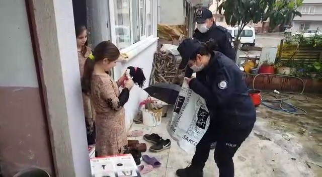 Jandarma Ve Polis Araçları 23 Nisan İçin Süslendi, Ekipler Çocuklara Hediye Dağıttı