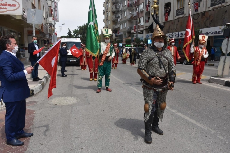 Şehzadeler’de 23 Nisan Eğlenceleri Vatandaşın Ayağına Gitti