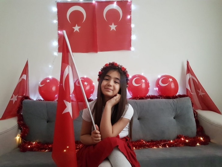 Yıldızeli’de Çocuklar 23 Nisanı Böyle Kutladı