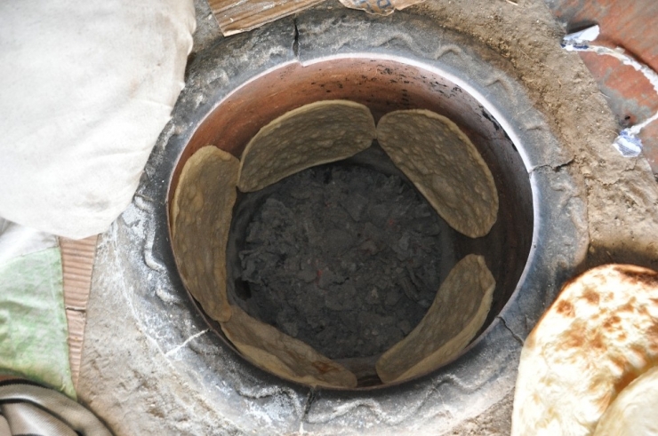 Tandır Ekmeğine İlgi Arttı