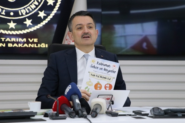 Bakan Pakdemirli Çiftçi Çocukların Bayramını Kutladı