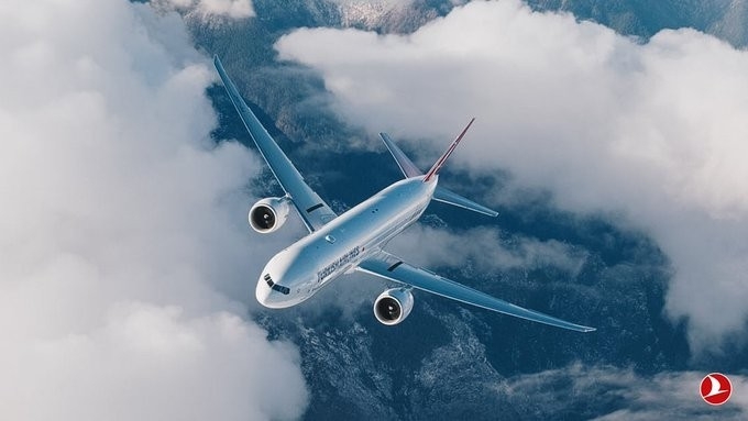 Tk1920 Sefer Sayılı Uçak Ay Yıldız Çizmek İçin Havalandı