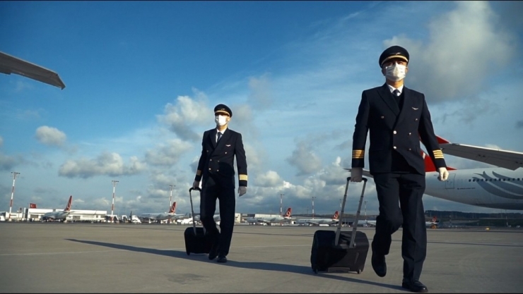 Türk Hava Yolları’ndan 23 Nisan Paylaşımı