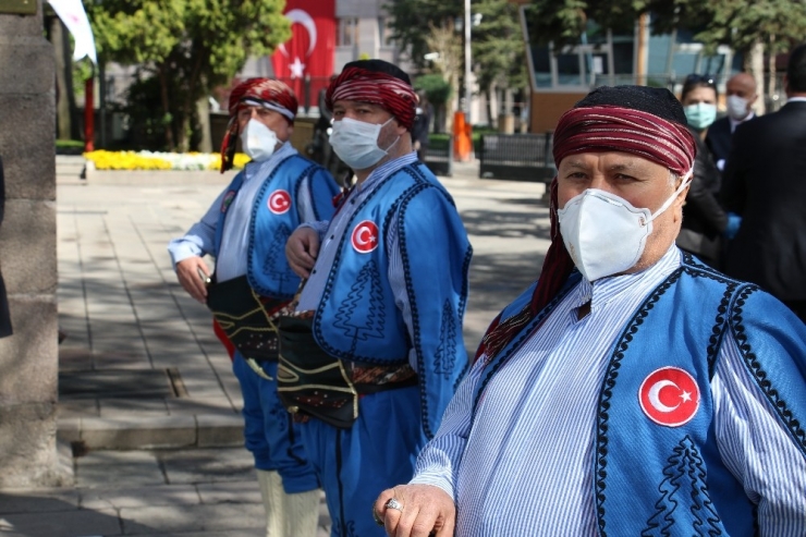 Tbmm’nin Açılışının 100. Yılında Birinci Mecliste Tören Düzenlendi