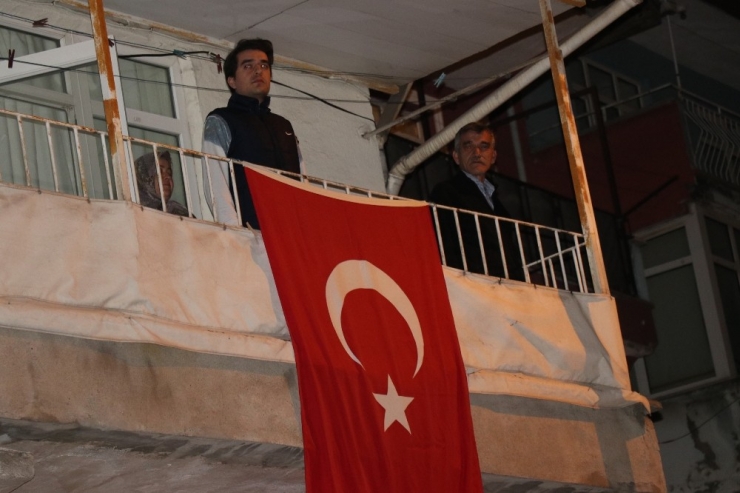 Gülüç’te Sokaklar İstiklal Marşı İle Yankılandı