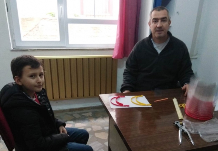 3 Boyutlu Yazıcıdan Maske Üretip Sağlıkçılara Hediye Etti