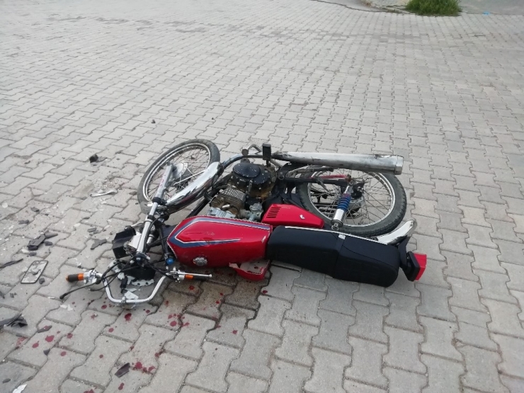 Yaralı Halde Olay Yerinden Kaçtılar