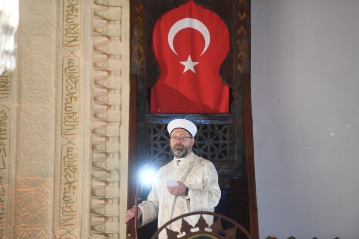 Diyanet İşleri Başkanı Erbaş Cuma Hutbesinde Tüm İnsanlığa Çağrıda Bulundu