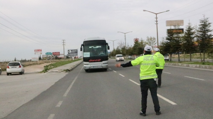 Azerbaycan’dan Gelen Türk Vatandaşları Niğde’de Yurtlara Yerleştirildi