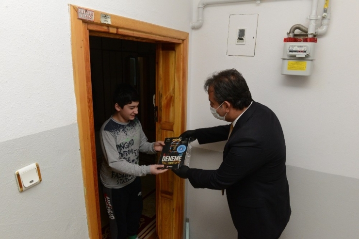 Çorum Belediyesi’nden Ücretsiz Deneme Kitabı