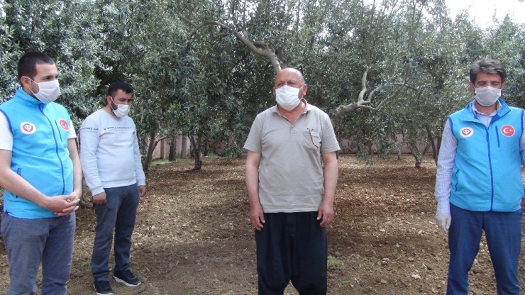 Cami İmamının Çağrısına Din Görevlileri Koştu