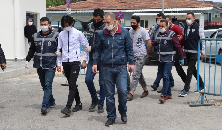 Silahlı Soygun Yapan Şüpheliler Adliyede