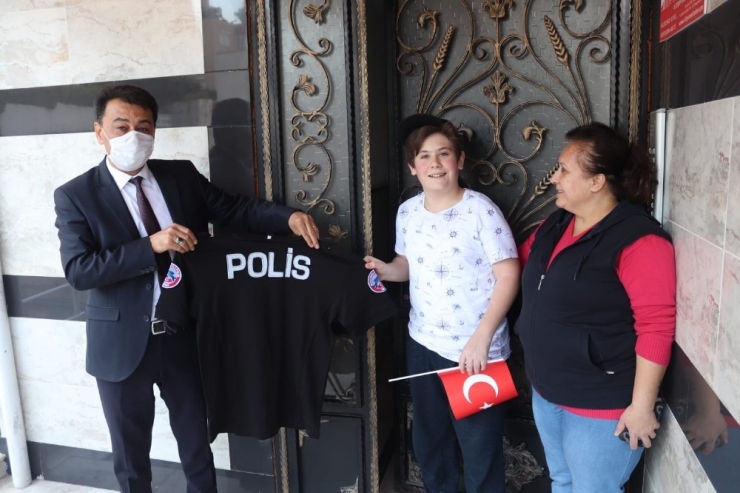 Emniyetten Özel Çocuklara 23 Nisan Sürprizi