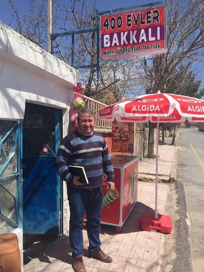 Kayseri’de Kur’an Kursu Hocası 7 Bakkalın Veresiye Defterini Satın Aldı