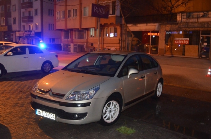 Tartıştığı Babasının Arabasını Ateşe Verdi