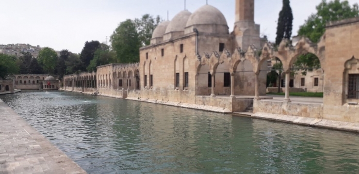 Peygamberler Şehrinde Hüzünlü Ramazan