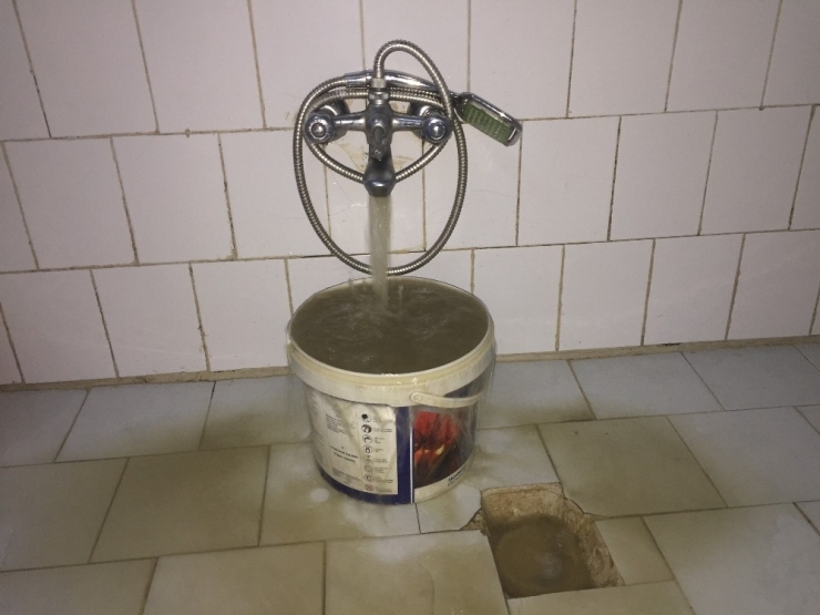 Beytüşşebap’ta Sel Sonrası Belediye Ekipleri Çalışmalarını Hızlandırdı