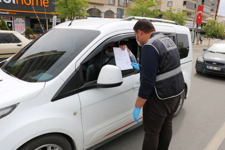 Polisin Sokağa Çıkma Kısıtlama Denetimi