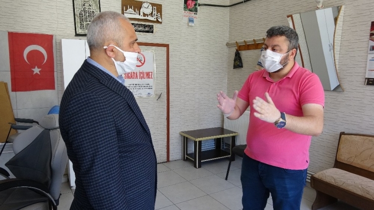 Zaten Açamadığı İş Yerini Tahliye Etmesi İstendi