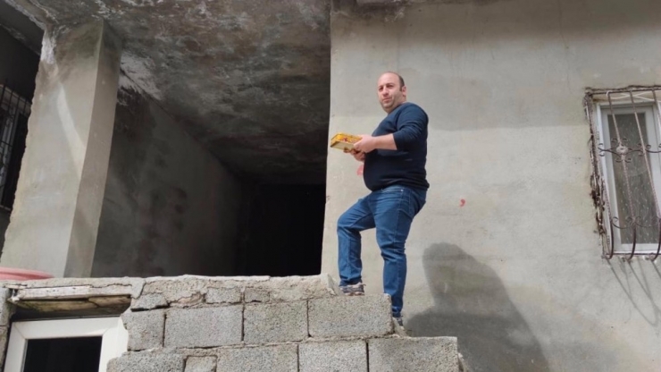 Şırnak’ta Arıcılar İhtiyaç Sahibi Ailelere Bal Dağıttı