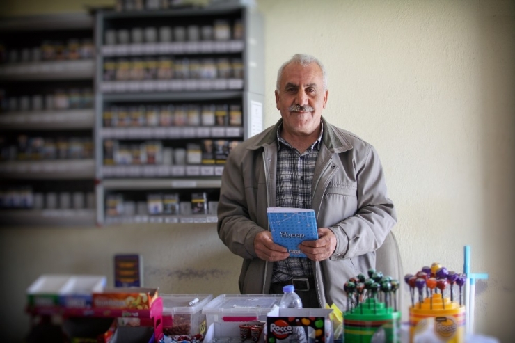 Ramazan’ın İlk Günü Veresiye Defterlerini Sıfırladı