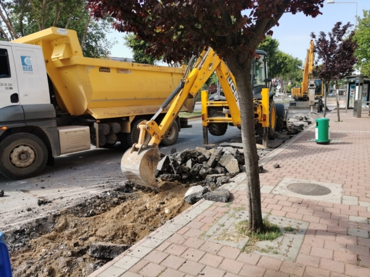 Çağlayan’daki İçme Suyu Boru Hattı Yenilendi