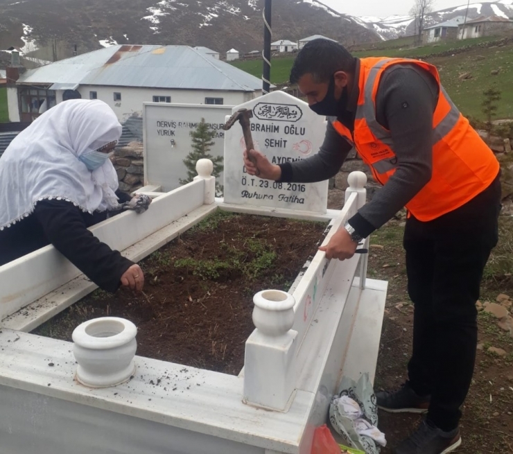 Bingöl’de Şehit Annesine "Vefalı" Hizmet