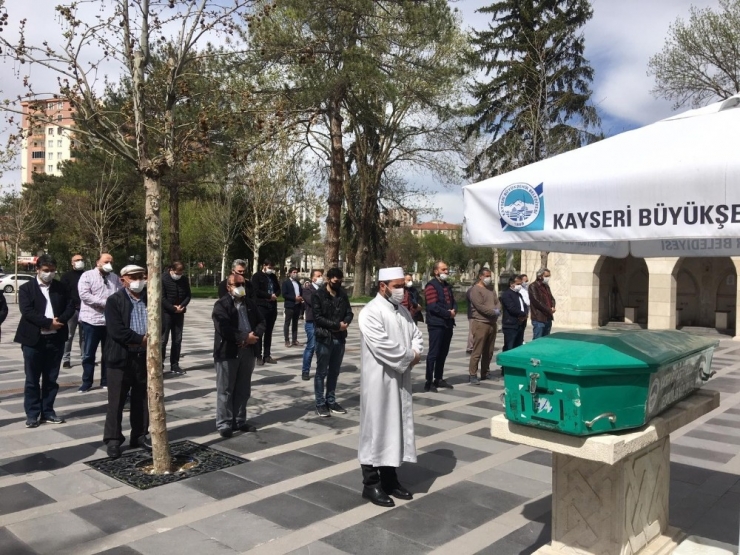 Gazeteci Yazar Mustafa Aydoğan Hayatını Kaybetti