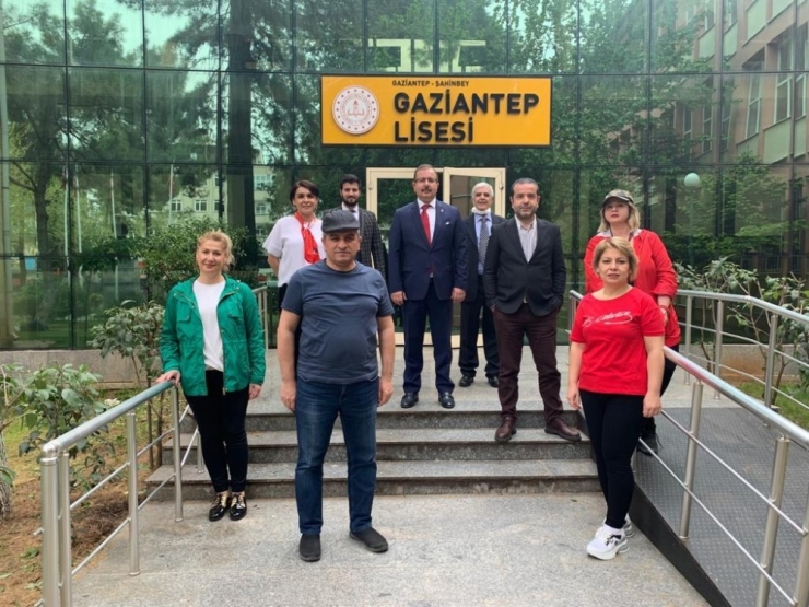 Gaziantep Lisesi Mezunları Çocuklar İçin Bir Araya Geldi