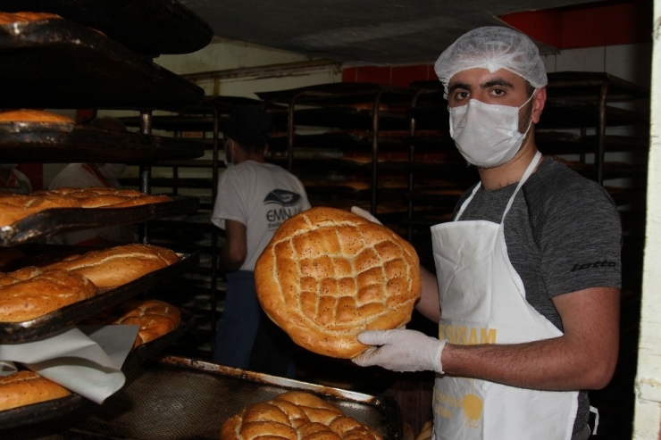 Fırınlardan Kapı Kapı Ekmek Hizmeti