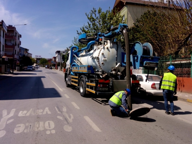 Kocaeli’de Altyapı Hatları Temizleniyor