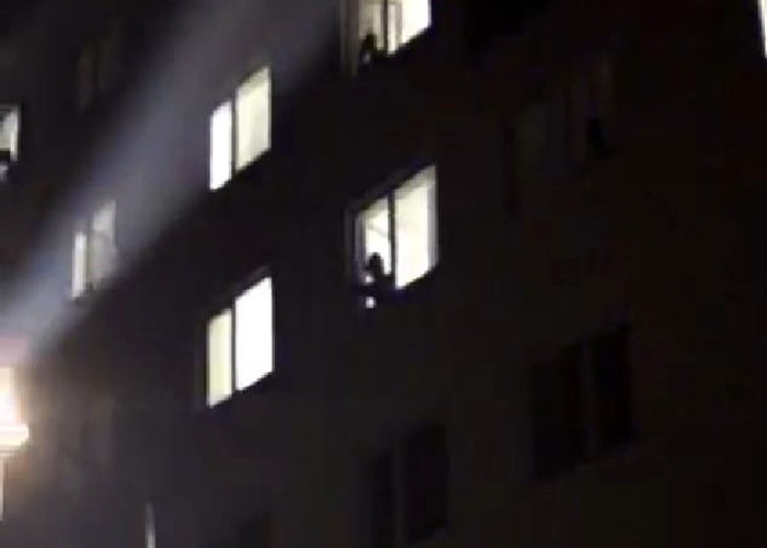 Bingöl’de Yurtta Misafir Edilen Vatandaşlar, Sağlıkçıları Alkışladı