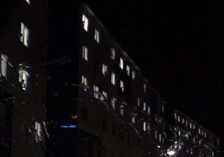 Bingöl’de Yurtta Misafir Edilen Vatandaşlar, Sağlıkçıları Alkışladı